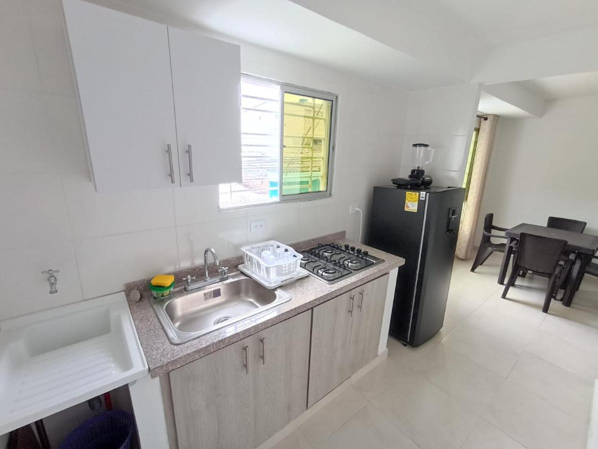 Apartamento Nuevo A Una Cuadra Del Rodadero Gaira 外观 照片